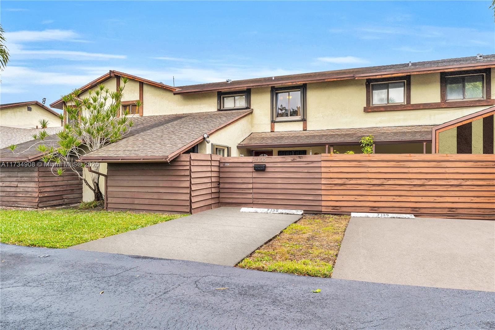 Property Main View